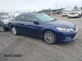 2013 Honda Accord Sdn EX-L with VIN 1HGCR2F88DA177330, listed as a IAAI auction lot 41418526 with 106,438 mi miles. Bid and sale history available at carsss.com. Image 13.