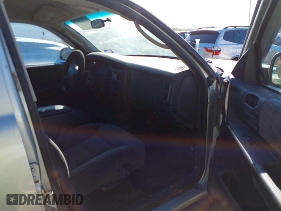 2001 Dodge Durango z VIN 1B4HS28N11F619257, wystawiony jako IAAI lot #41834255 z przebiegiem 180 080 mil mil oraz . Historia ofert i sprzedaży dostępna na DreamBid. Obrazek 5.