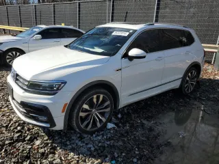 2020 Volkswagen Tiguan SEL Premium R-Line with VIN 3VV4B7AX3LM151191, listed as a Copart auction lot 86322014 with 37,748 mi miles and Salvage Title. Bid and sale history available at carsss.com. Image 1.