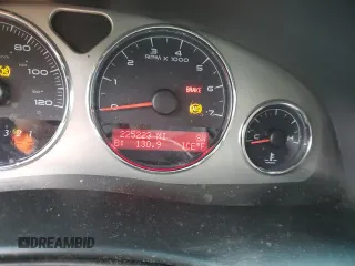 2005 Pontiac Montana 1SB with VIN 1GMDV33L25D155901, listed as a Copart auction lot 44400685 with 225,223 mi miles and Salvage Title. Bid and sale history available at DreamBid. Image 9.