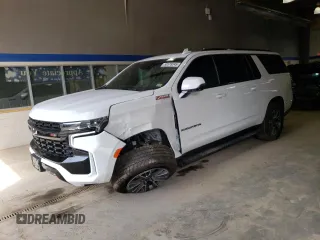 2024 Chevrolet Suburban Z71 z VIN 1GNSKDKD8RR410085, wystawiony jako Copart lot #50578245 z przebiegiem 4 119 mil mil oraz Szkoda całkowita • Salvage title. Historia ofert i sprzedaży dostępna na DreamBid. Obrazek 1.