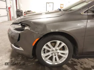 2015 Chrysler 200 Limited with VIN 1C3CCCAB0FN607876, listed as a IAAI auction lot 41882675 with 136,146 mi miles. Bid and sale history available at carsss.com. Image 17.
