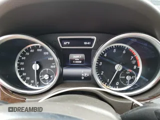 2015 Mercedes-Benz M 350 z VIN 4JGDA5HB5FA519979, wystawiony jako Copart lot #56627385 z przebiegiem 114 768 mil mil oraz Szkody całkowita. Historia ofert i sprzedaży dostępna na DreamBid. Obrazek 9.