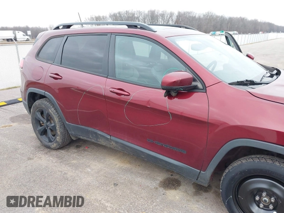 2019 Jeep Cherokee Latitude Plus with VIN 1C4PJMLB1KD319905, listed as a IAAI auction lot 41143311 with 98,694 mi miles. Bid and sale history available at carsss.com. Image 18.