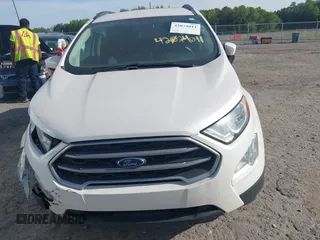 2020 Ford EcoSport SE z VIN MAJ3S2GE2LC311278, wystawiony jako IAAI lot #42074011 z przebiegiem 69 852 mil mil oraz . Historia ofert i sprzedaży dostępna na DreamBid. Obrazek 13.