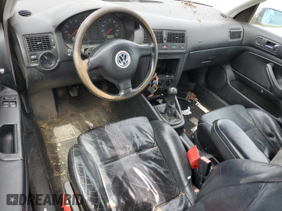 2002 Volkswagen GTI z VIN 9BWDE61J224046492, wystawiony jako Copart lot #61038925 z przebiegiem Nie podano mil oraz Czysty tytuł • Clean title. Historia ofert i sprzedaży dostępna na DreamBid. Obrazek 8.