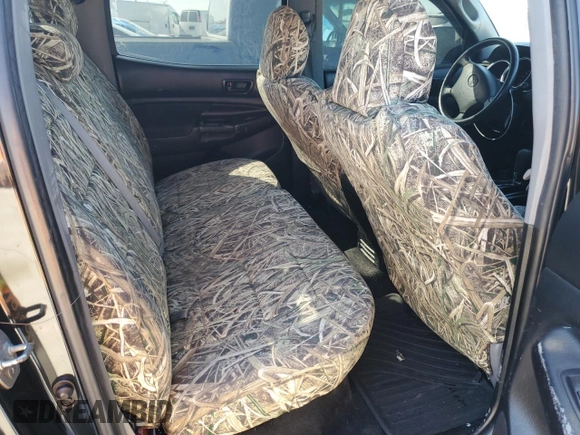 2010 Toyota Tacoma PreRunner with VIN 5TEJU4GN4AZ685087, listed as a Copart auction lot 47117835 with 228,126 mi miles and Salvage Title. Bid and sale history available at DreamBid. Image 10.