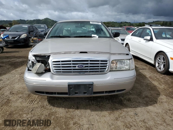 2004 Ford Crown Victoria LX с VIN 2FAHP74W04X168238, выставлен на аукционе Copart как лот 50842995 с пробегом 63 313 миль миль и Списание • Salvage title. История ставок и продаж доступна на DreamBid. Изображение 5.