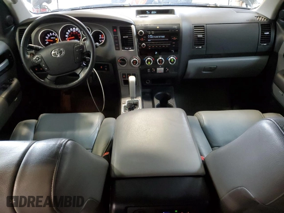 2011 Toyota Sequoia Limited with VIN 5TDJY5G18BS043025, listed as a Copart auction lot 86732534 with 199,813 mi miles and Salvage Title. Bid and sale history available at carsss.com. Image 8.