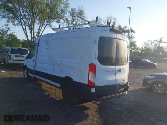 2019 Ford Transit with VIN 1FTYR2CM5KKA87758, listed as a IAAI auction lot 41878097 with 95,710 mi miles. Bid and sale history available at carsss.com. Image 3.