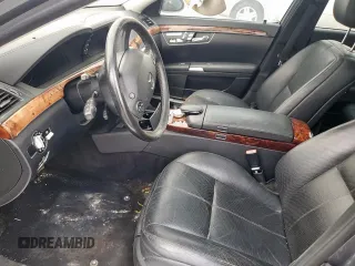 2007 Mercedes-Benz S 550 z VIN WDDNG71X57A041448, wystawiony jako Copart lot #57164375 z przebiegiem 193 585 mil mil oraz Czysty tytuł • Clean title. Historia ofert i sprzedaży dostępna na DreamBid. Obrazek 7.