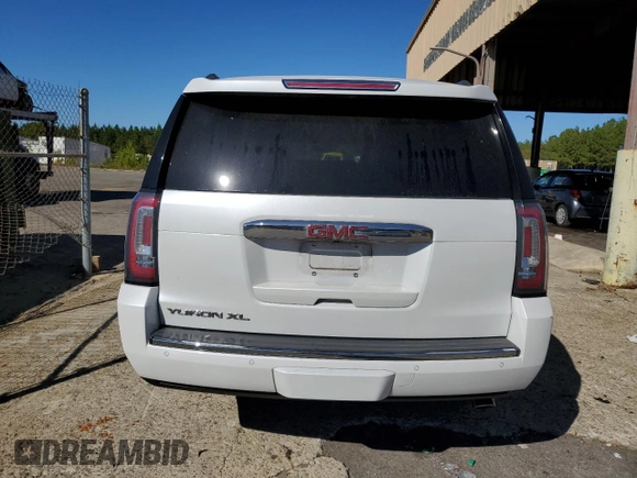 2019 GMC Yukon XL Denali with VIN 1GKS1HKJ3KR107881, listed as a Copart auction lot 75206064 with 86,295 mi miles and Salvage Title. Bid and sale history available at carsss.com. Image 6.