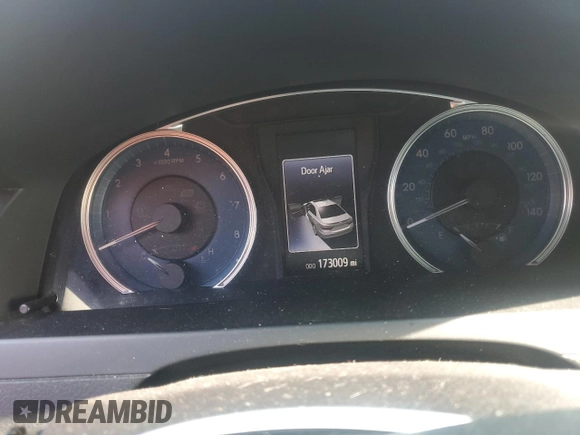 2016 Toyota Camry XLE with VIN 4T4BF1FK9GR546418, listed as a Copart auction lot 44932555 with 173,009 mi miles and Salvage Title. Bid and sale history available at carsss.com. Image 9.