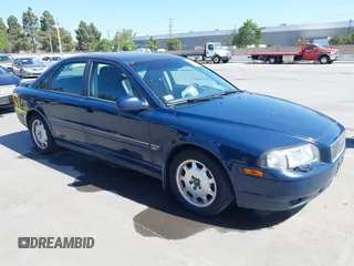 2003 Volvo S80 2.9L с VIN YV1TS92DX31300066, выставлен на аукционе IAAI как лот 42147761 с пробегом 154 401 миль миль и . История ставок и продаж доступна на DreamBid. Изображение 1.