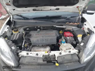2019 Ram ProMaster City Wagon with VIN ZFBHRFAB7K6M09224, listed as a IAAI auction lot 41475485 with 227,781 mi miles. Bid and sale history available at carsss.com. Image 10.
