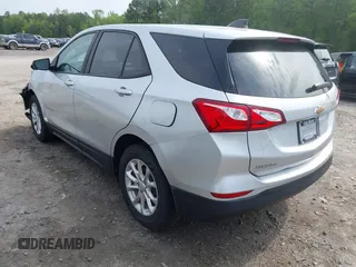 2021 Chevrolet Equinox LS z VIN 3GNAXHEV4MS134129, wystawiony jako IAAI lot #42031353 z przebiegiem 137 684 mil mil oraz . Historia ofert i sprzedaży dostępna na DreamBid. Obrazek 3.