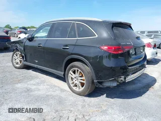 2023 Mercedes-Benz GLC with VIN W1NKM4HB6PU028035, listed as a IAAI auction lot 41469063 with 17,469 mi miles. Bid and sale history available at carsss.com. Image 3.