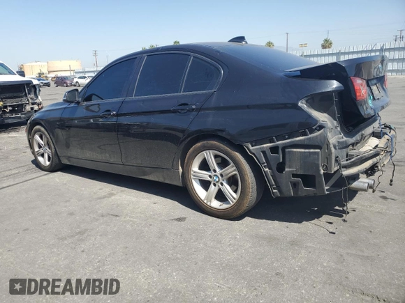 2015 BMW 3 Series 328i z VIN WBA3C1C58FK121855, wystawiony jako Copart lot #61257755 z przebiegiem 96 566 mil mil oraz Szkoda całkowita • Salvage title. Historia ofert i sprzedaży dostępna na DreamBid. Obrazek 2.