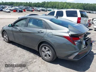 2024 Hyundai Elantra SE z VIN KMHLL4DG0RU758666, wystawiony jako IAAI lot #42442783 z przebiegiem 24 955 mil mil oraz . Historia ofert i sprzedaży dostępna na DreamBid. Obrazek 3.