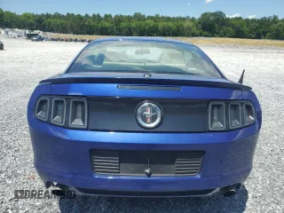 2014 Ford Mustang V6 z VIN 1ZVBP8AM9E5318520, wystawiony jako Copart lot #58080755 z przebiegiem 67 778 mil mil oraz Szkoda całkowita • Salvage title. Historia ofert i sprzedaży dostępna na DreamBid. Obrazek 6.
