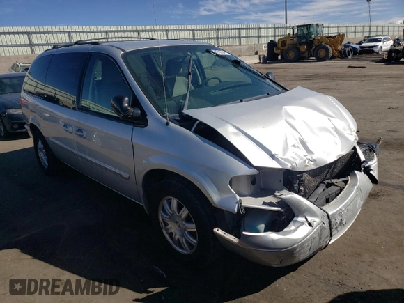 2007 Chrysler Town & Country LWB Touring with VIN 2A8GP54L87R213525, listed as a Copart auction lot 72459634 with 141,386 mi miles and Salvage Title. Bid and sale history available at carsss.com. Image 4.