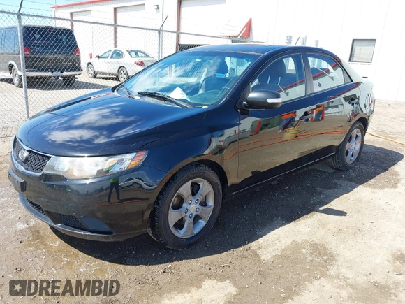 2010 Kia Forte EX z VIN KNAFU4A23A5080126, wystawiony jako IAAI lot #41878879 z przebiegiem 165 521 mil mil oraz . Historia ofert i sprzedaży dostępna na DreamBid. Obrazek 18.