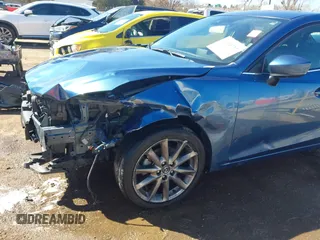 2018 Mazda 3 Touring with VIN 3MZBN1L36JM247119, listed as a IAAI auction lot 41724711 with 45,343 mi miles. Bid and sale history available at carsss.com. Image 6.