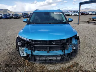 2025 Chevrolet TrailBlazer LT with VIN KL79MRSL4SB042389, listed as a Copart auction lot 52395575 with 18,082 mi miles and Clean Title. Bid and sale history available at carsss.com. Image 5.