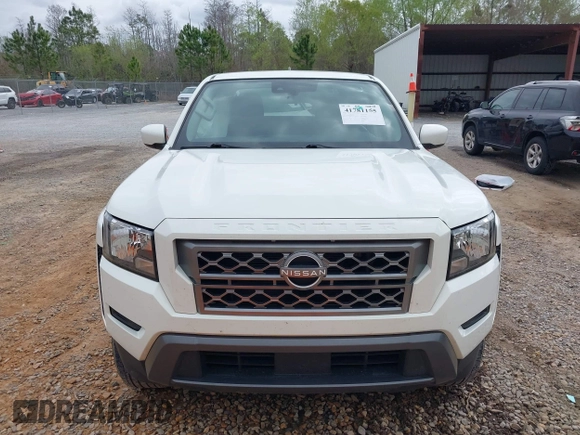 2022 Nissan Frontier SV z VIN 1N6ED1EJ1NN663862, wystawiony jako IAAI lot #41781155 z przebiegiem 52 128 mil mil oraz . Historia ofert i sprzedaży dostępna na DreamBid. Obrazek 12.