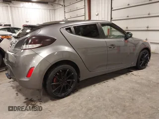 2016 Hyundai Veloster with VIN KMHTC6ADXGU272594, listed as a IAAI auction lot 42437409 with 91,620 mi miles and . Bid and sale history available at DreamBid. Image 4.