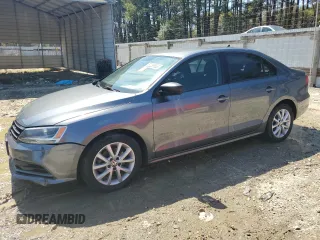 2015 Volkswagen Jetta SE z VIN 3VWD17AJXFM259533, wystawiony jako Copart lot #52295555 z przebiegiem 170 886 mil mil oraz Szkoda całkowita • Salvage title. Historia ofert i sprzedaży dostępna na DreamBid. Obrazek 1.
