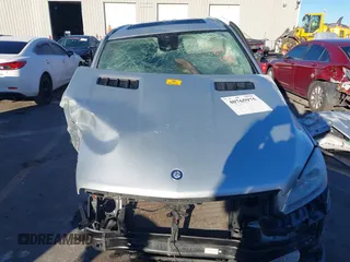 2015 Mercedes-Benz M 350 with VIN 4JGDA5HB4FA595001, listed as a IAAI auction lot 40765975 with Not provided miles and . Bid and sale history available at DreamBid. Image 12.