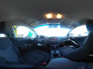 2017 Hyundai Ioniq SEL z VIN KMHC75LC2HU049325, wystawiony jako IAAI lot #42321171 z przebiegiem 128 891 mil mil oraz . Historia ofert i sprzedaży dostępna na DreamBid. Obrazek 18.