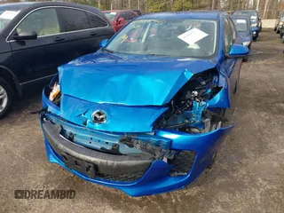 2012 Mazda Mazda3 i Touring with VIN JM1BL1V85C1537224, listed as a IAAI auction lot 41588360 with 186,814 mi miles. Bid and sale history available at carsss.com. Image 6.