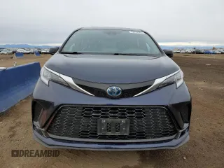 2021 Toyota Sienna XSE with VIN 5TDDSKFC1MS029907, listed as a Copart auction lot 49512965 with 64,350 mi miles and Salvage Title. Bid and sale history available at carsss.com. Image 5.