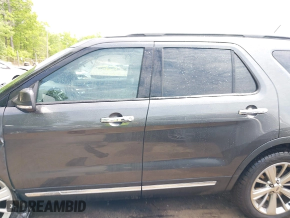 2019 Ford Explorer Limited z VIN 1FM5K7F83KGB03425, wystawiony jako IAAI lot #42163521 z przebiegiem 37 925 mil mil oraz . Historia ofert i sprzedaży dostępna na DreamBid. Obrazek 14.