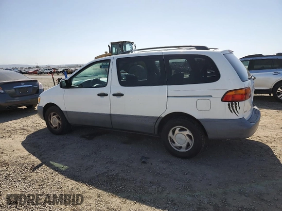 2000 Toyota Sienna LE with VIN 4T3ZF13C2YU254124, listed as a Copart auction lot 52034205 with 178,072 mi miles and Clean Title. Bid and sale history available at carsss.com. Image 2.