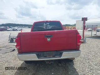 2008 Dodge 1500 SLT z VIN 3D7KR19D38G126652, wystawiony jako IAAI lot #42156444 z przebiegiem 212 884 mil mil oraz . Historia ofert i sprzedaży dostępna na DreamBid. Obrazek 16.