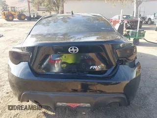 2015 Scion FR-S z VIN JF1ZNAA14F9703780, wystawiony jako IAAI lot #41493648 z przebiegiem 125 997 mil mil oraz . Historia ofert i sprzedaży dostępna na DreamBid. Obrazek 17.