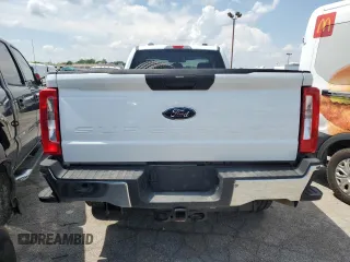 2024 Ford F-350 XL with VIN 1FTRF3BN4REF47739, listed as a Copart auction lot 55685555 with 4,103 mi miles and Salvage title. Bid and sale history available at DreamBid. Image 6.