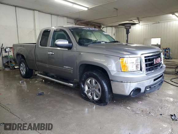 2013 GMC Sierra 1500 SLE z VIN 1GTR1VE01DZ119543, wystawiony jako Copart lot #44995275 z przebiegiem 153 280 mil mil oraz Szkoda całkowita • Salvage title. Historia ofert i sprzedaży dostępna na DreamBid. Obrazek 4.