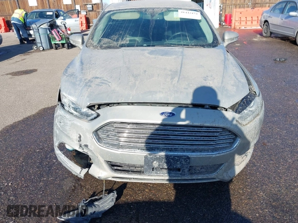 2015 Ford Fusion SE with VIN 3FA6P0H90FR132781, listed as a IAAI auction lot 41442151 with 196,240 mi miles. Bid and sale history available at carsss.com. Image 12.