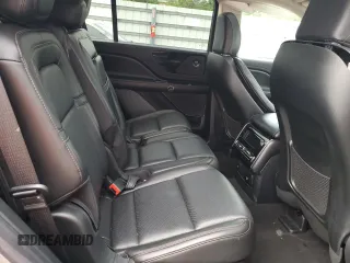 2023 Lincoln Aviator Reserve z VIN 5LM5J7WCXPGL20322, wystawiony jako Copart lot #58003605 z przebiegiem 14 563 mil mil oraz Szkoda całkowita • Salvage title. Historia ofert i sprzedaży dostępna na DreamBid. Obrazek 11.