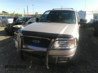 2004 Ford Expedition XLT with VIN 1FMFU16W84LA75058, listed as a IAAI auction lot 37695712 with 111,197 mi miles and . Bid and sale history available at DreamBid. Image 6.