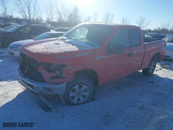 2015 Ford F-150 XLT with VIN 1FTEX1EP4FKE91098, listed as a IAAI auction lot 41232888 with 175,693 mi miles. Bid and sale history available at carsss.com. Image 17.
