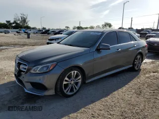 2016 Mercedes-Benz E 350 Sport z VIN WDDHF5KB6GB258248, wystawiony jako Copart lot #63862095 z przebiegiem 124 413 mil mil oraz Szkoda całkowita • Salvage title. Historia ofert i sprzedaży dostępna na DreamBid. Obrazek 1.