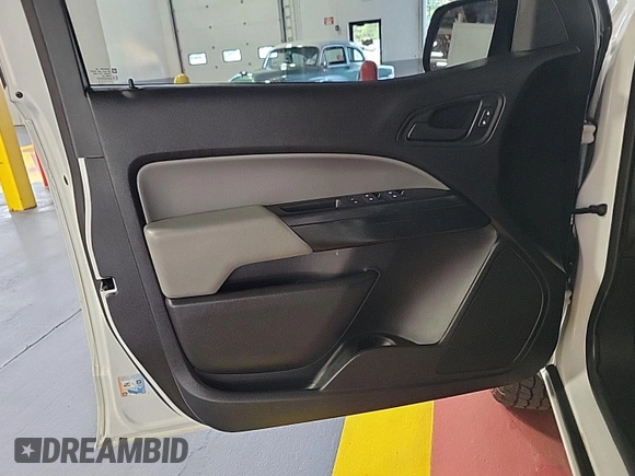 2019 Chevrolet Colorado 4WD Work Truck with VIN 1GCGTBEN0K1225392, listed as a IAAI auction lot 42843863 with 109,512 mi miles and . Bid and sale history available at DreamBid. Image 10.