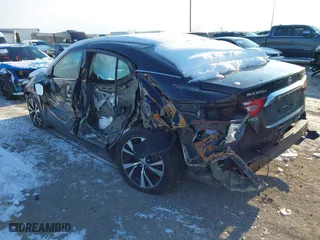 2018 Nissan Maxima SL with VIN 1N4AA6APXJC381054, listed as a IAAI auction lot 41400329 with 276,678 mi miles. Bid and sale history available at carsss.com. Image 3.