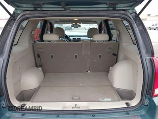 2006 Saturn VUE with VIN 5GZCZ53466S880616, listed as a IAAI auction lot 41957587 with 106,263 mi miles. Bid and sale history available at carsss.com. Image 17.