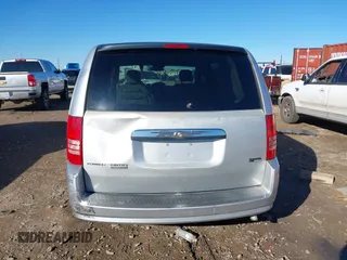 2008 Chrysler Town & Country LX with VIN 2A8HR44H38R115587, listed as a IAAI auction lot 41035823 with 167,564 mi miles and . Bid and sale history available at DreamBid. Image 16.